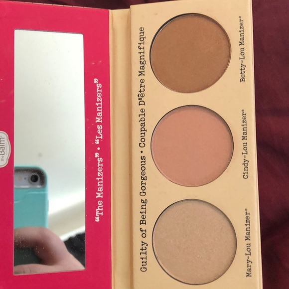 theBalm Manizer Sisters Highlight palette - Picture 2 of 3